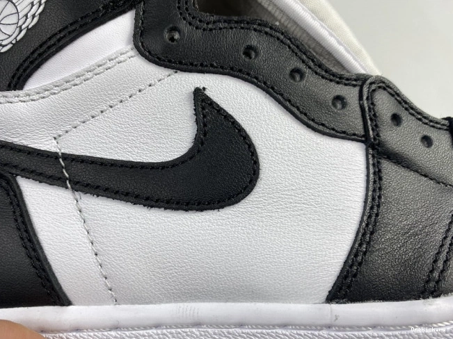 One Kick Black 1 (2014) White Air Retro 555088-010 Jordan 0725